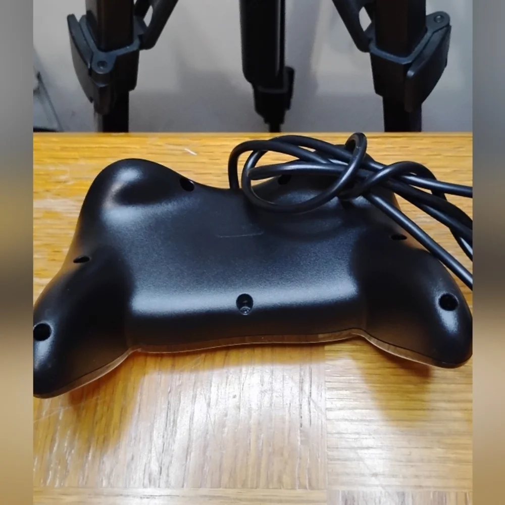 Black Pro Classic Joypad Wired Game Controller for Nintendo Wii